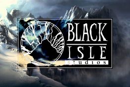 Schneebedeckte schwarze Berge mit dem Blackisle Studios Logo darüber